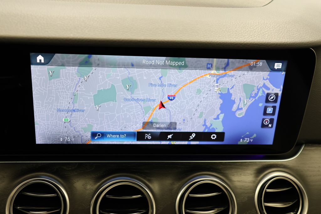 Thumbnail: 2023 Mercedes-Benz E-Class - 25