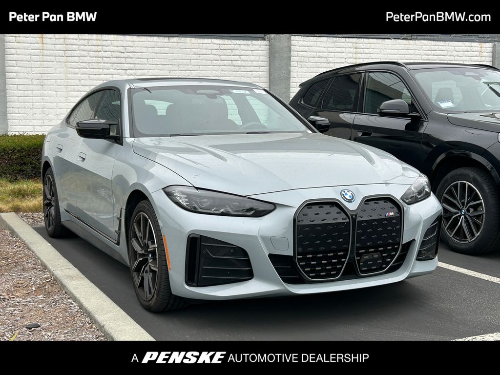 Thumbnail: 2023 BMW i4 - 1