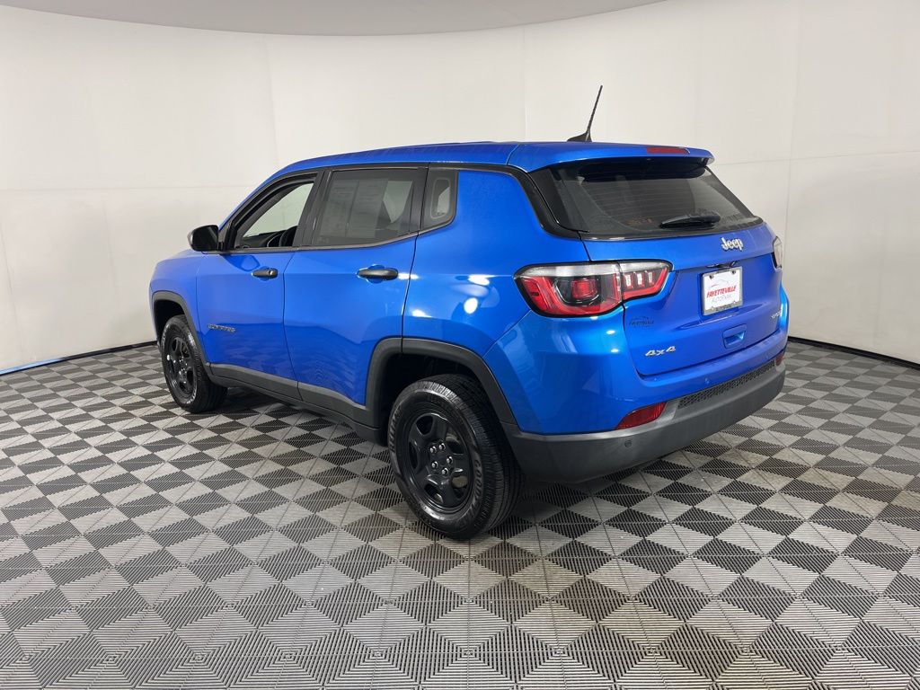 Thumbnail: 2018 Jeep Compass - 3
