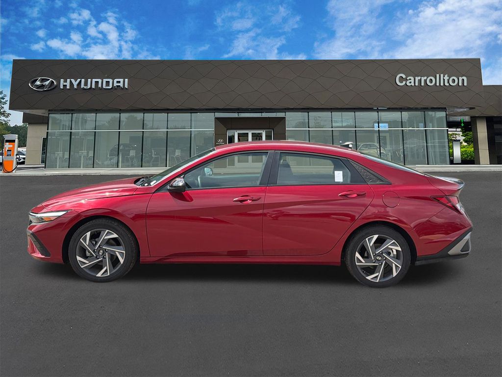 Used 2025 Red Hyundai SEL Sport image 8