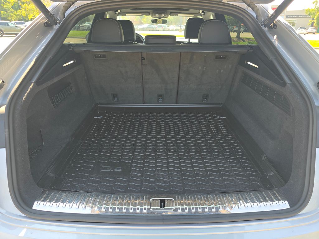 Used 2021  Audi 55 Premium Plus image 17
