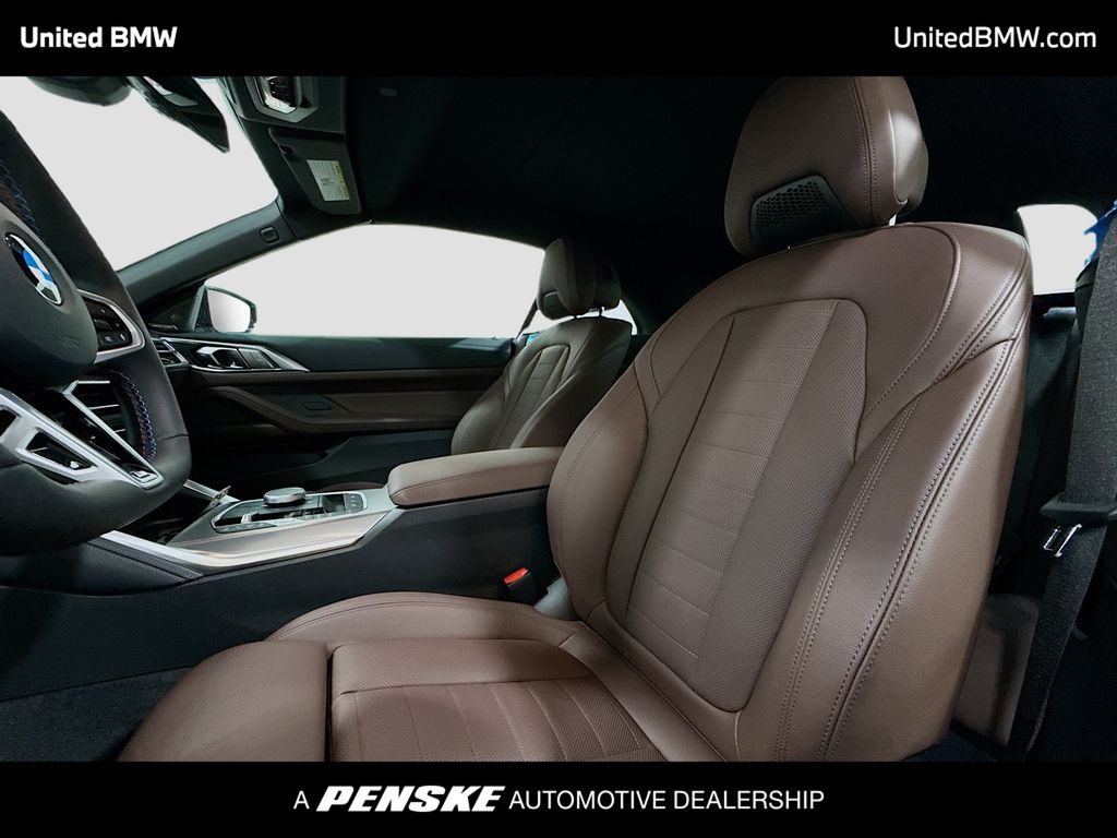 Thumbnail: 2026 BMW 4 Series - 5