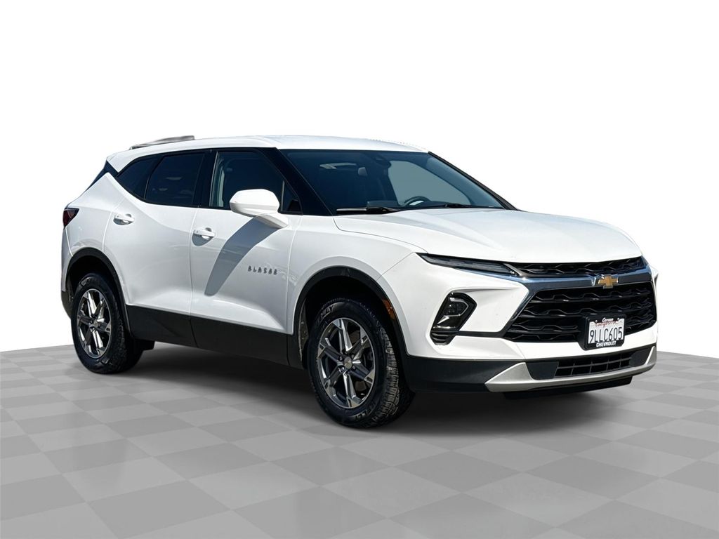 2024 Chevrolet Blazer 2LT FWD
