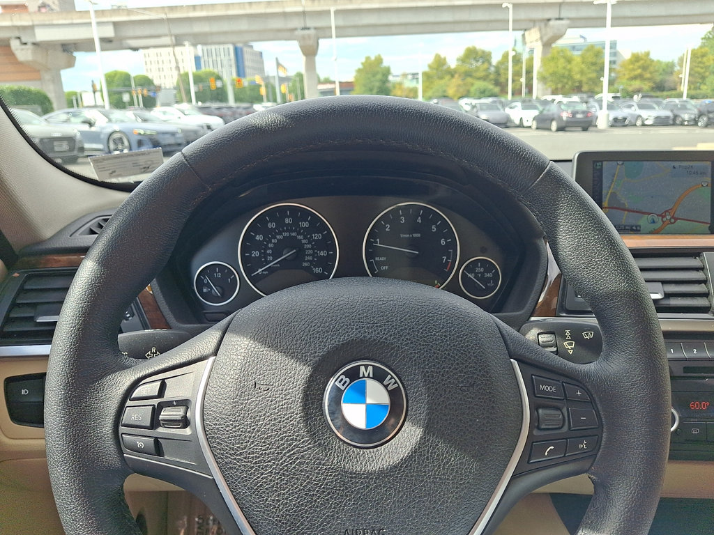 Thumbnail: 2015 BMW 3 Series - 18