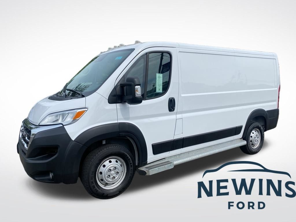 2023 RAM ProMaster 2500 136 Low Roof Cargo Van FWD