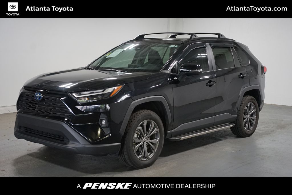 Thumbnail: 2022 Toyota RAV4 - 1
