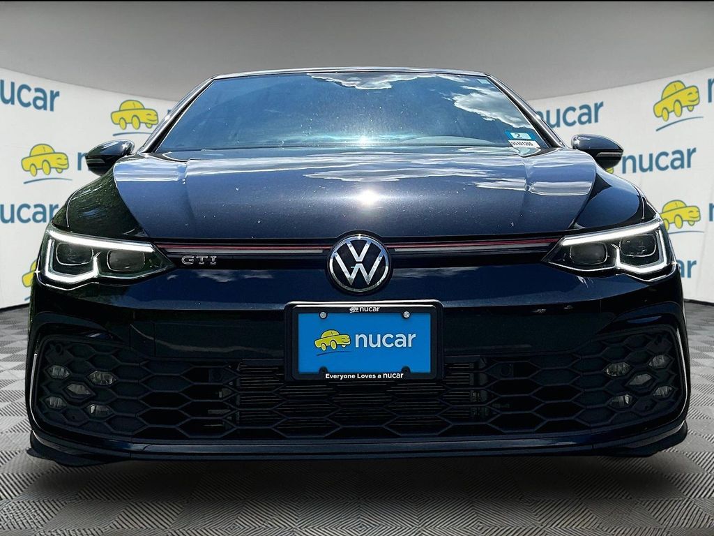 2024 Volkswagen Golf GTI — photo 2
