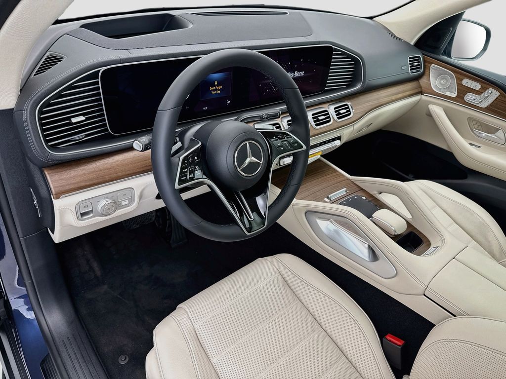 Thumbnail: 2026 Mercedes-Benz GLE - 10