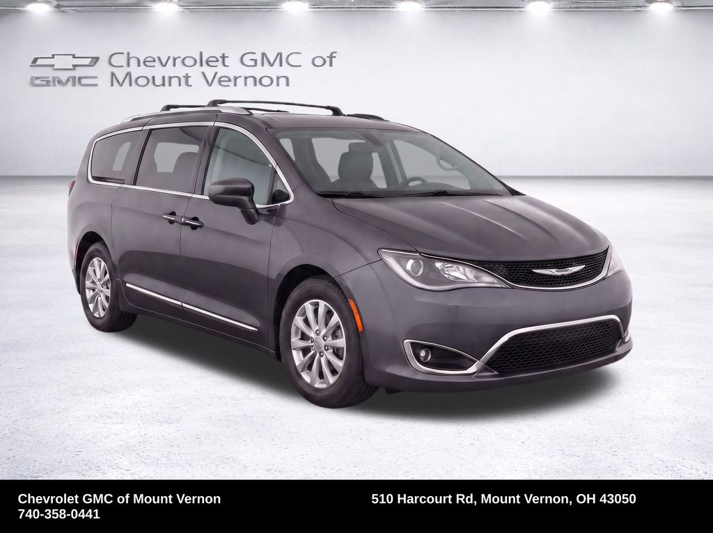2018 Chrysler Pacifica Touring L Plus - Image 2