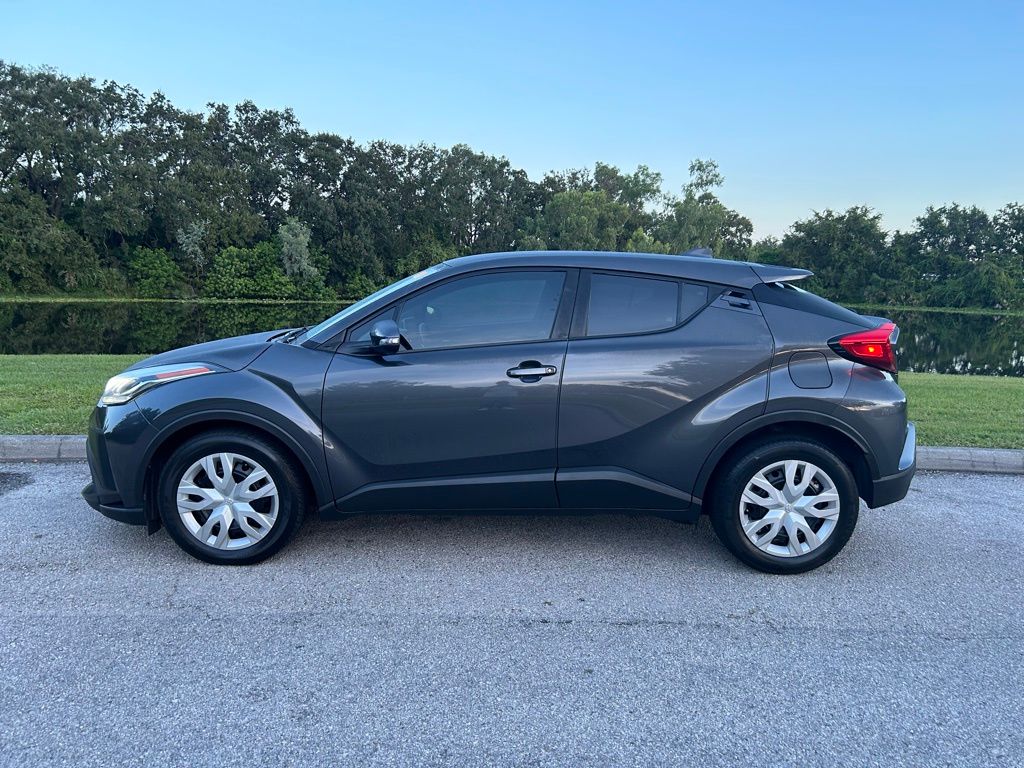Thumbnail: 2021 Toyota C-HR - 2
