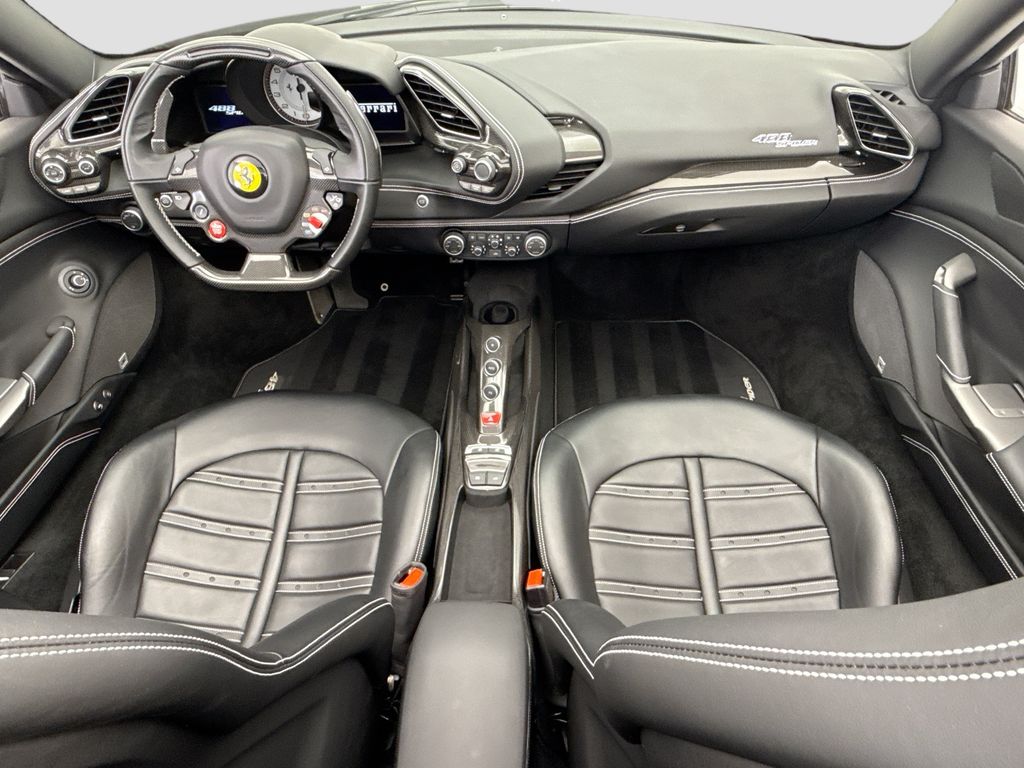 Thumbnail: 2018 Ferrari 488 - 24