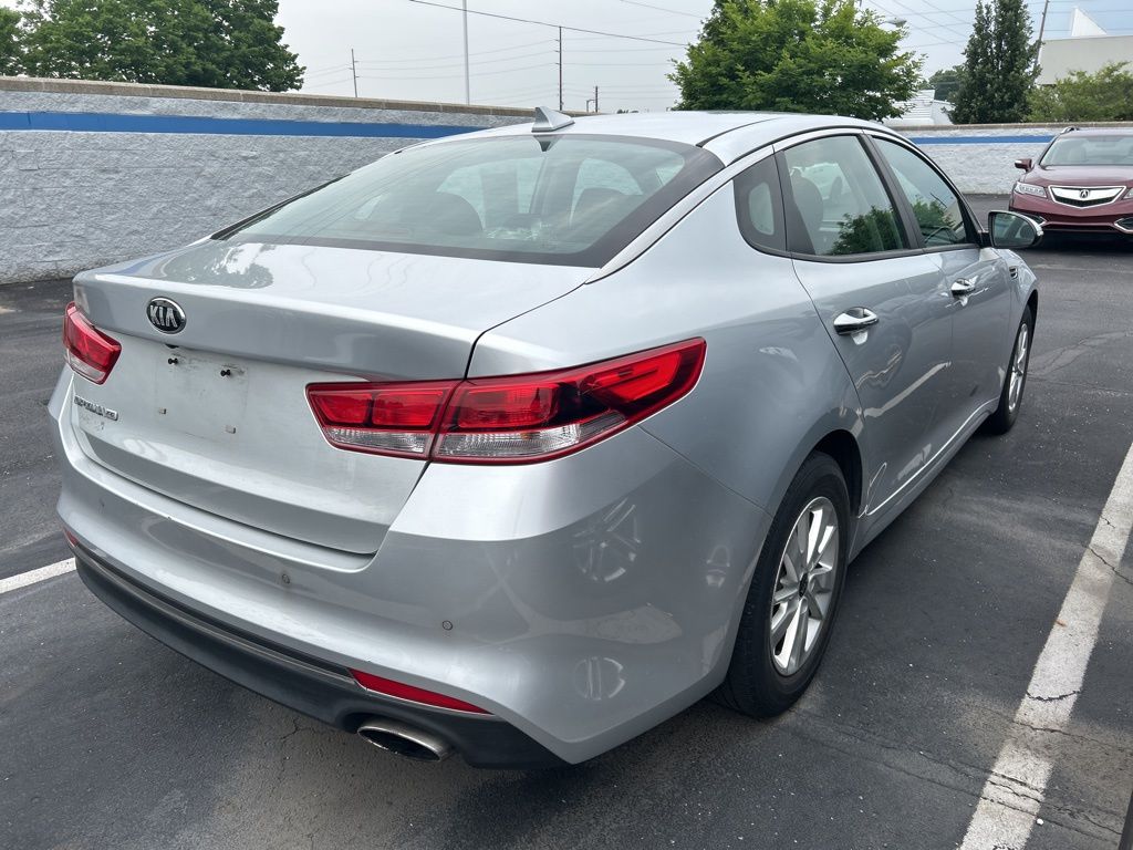 2018 Kia Optima LX 3