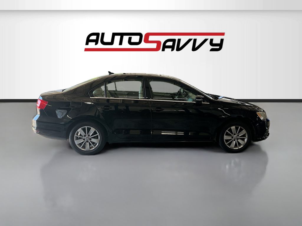 Used 2015 Black Volkswagen 1.8T SE image 8