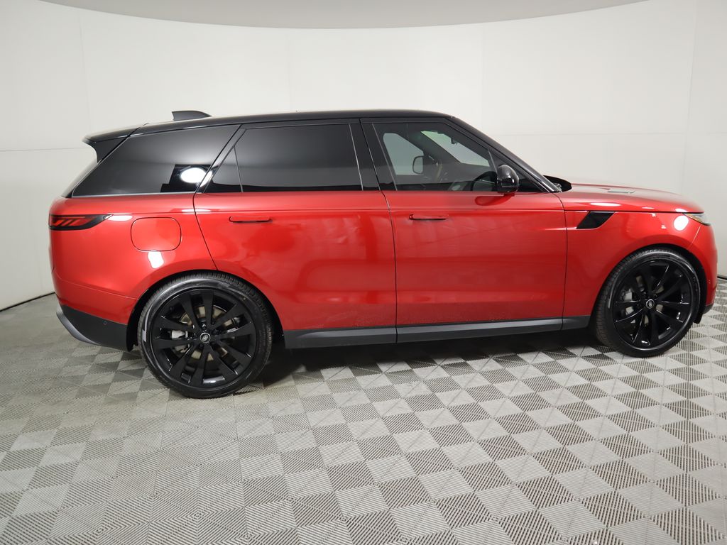 2024 Land Rover Range Rover Sport SE 4