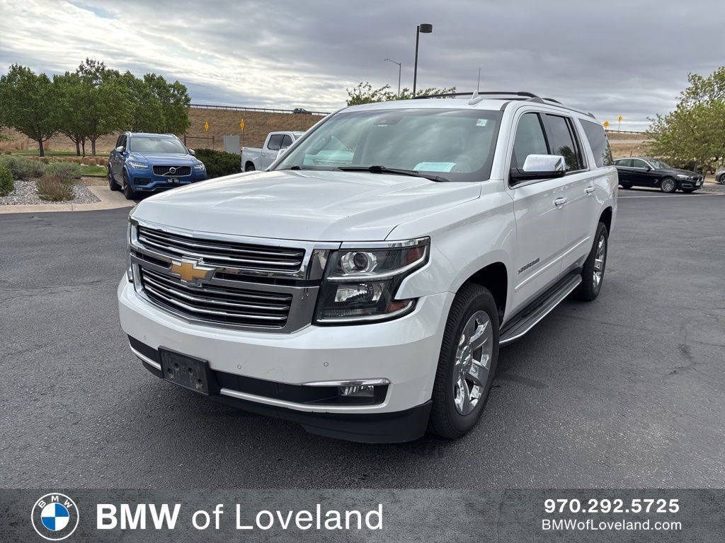 White (Iridescent Pearl Tricoat) 2017 Chevrolet Suburban 1500 Premier 4WD SUV / Crossover Four-Wheel Drive 6-Speed Automatic Overdrive