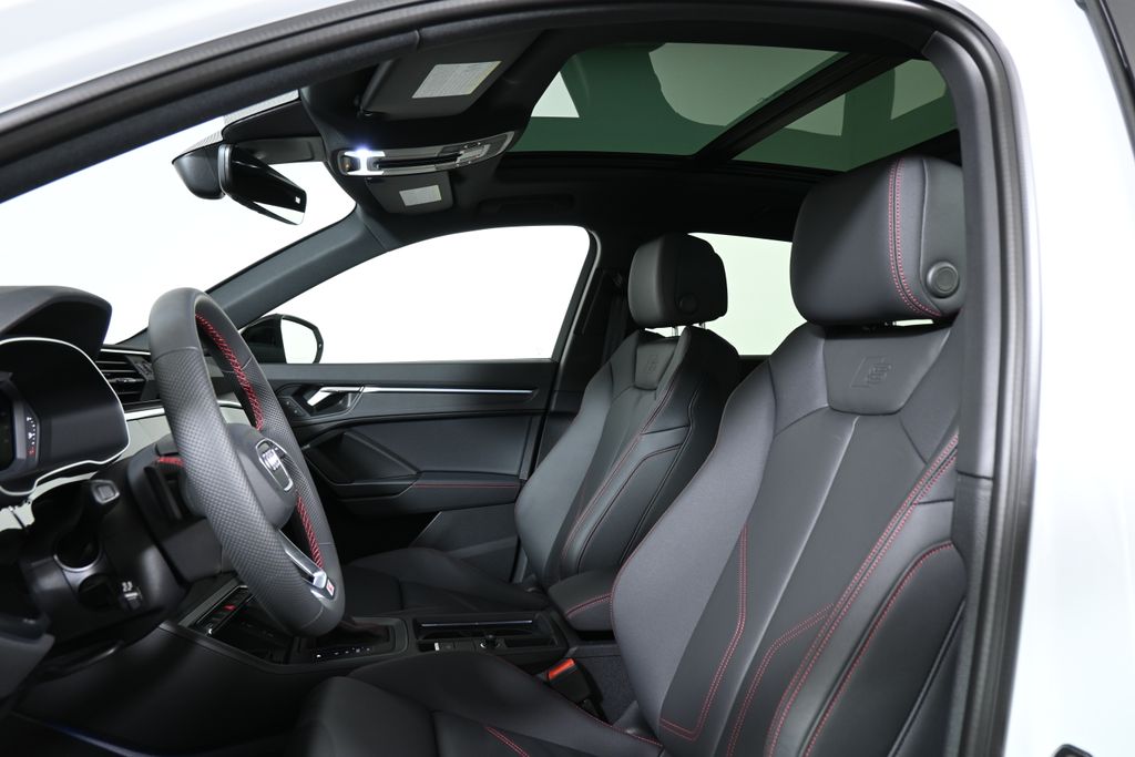 Thumbnail: 2025 Audi Q3 - 13