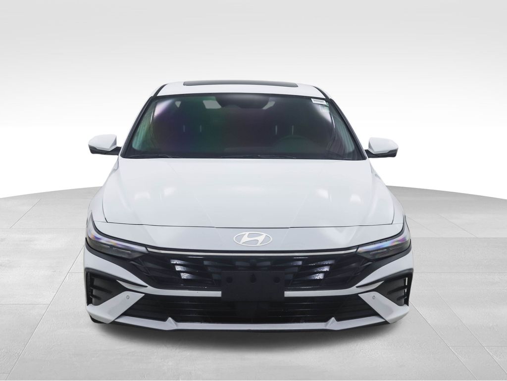 2024 Hyundai Elantra Limited Edition 8