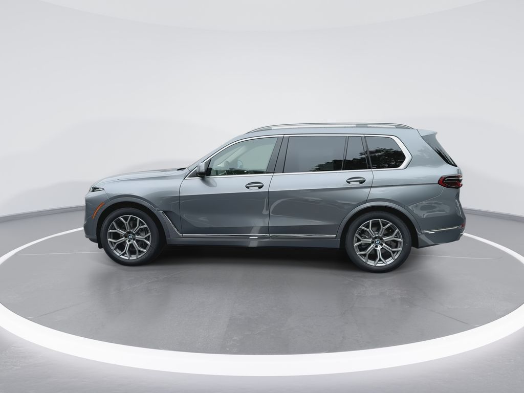 Thumbnail: 2027 BMW X7 - 5