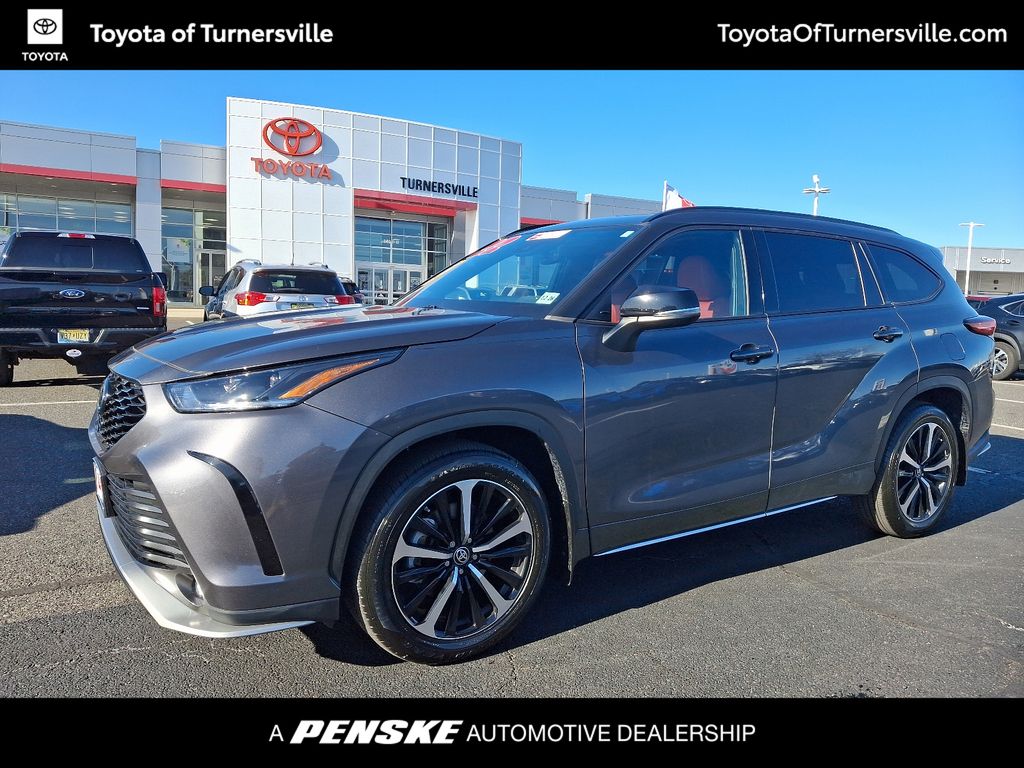 2022 Toyota Highlander XSE -
                Turnersville, NJ