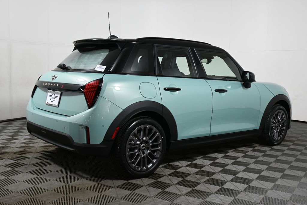 Thumbnail: 2026 MINI Cooper - 7