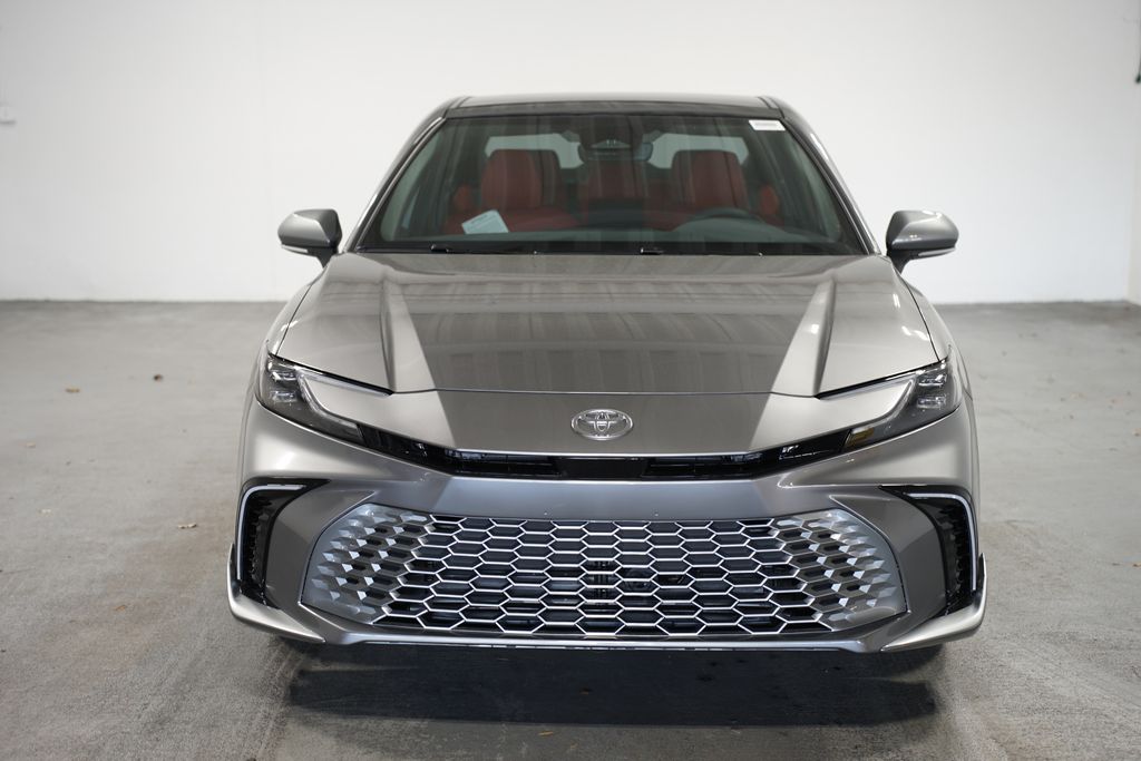 2025 Toyota Camry XSE 2