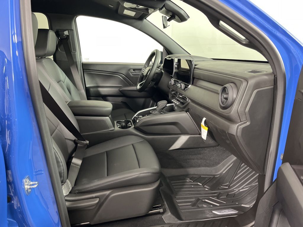 Thumbnail: 2026 Chevrolet Colorado - 8