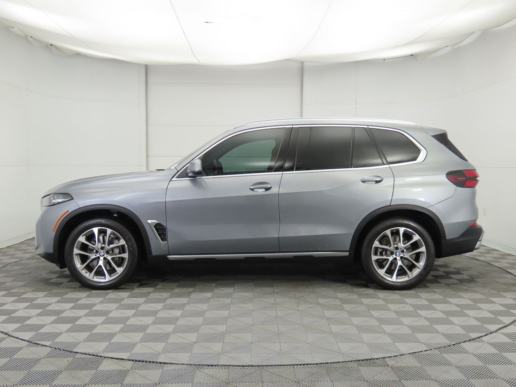 Thumbnail: 2024 BMW X5 - 8