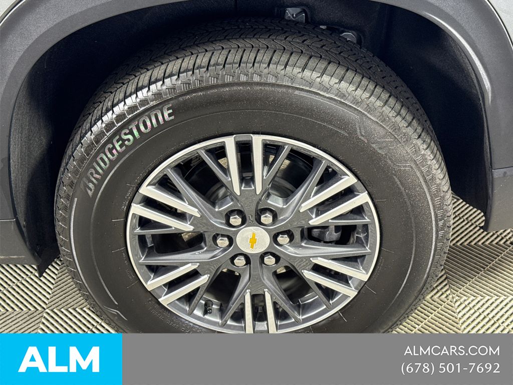 Used 2026 Gray Chevrolet LT image 23