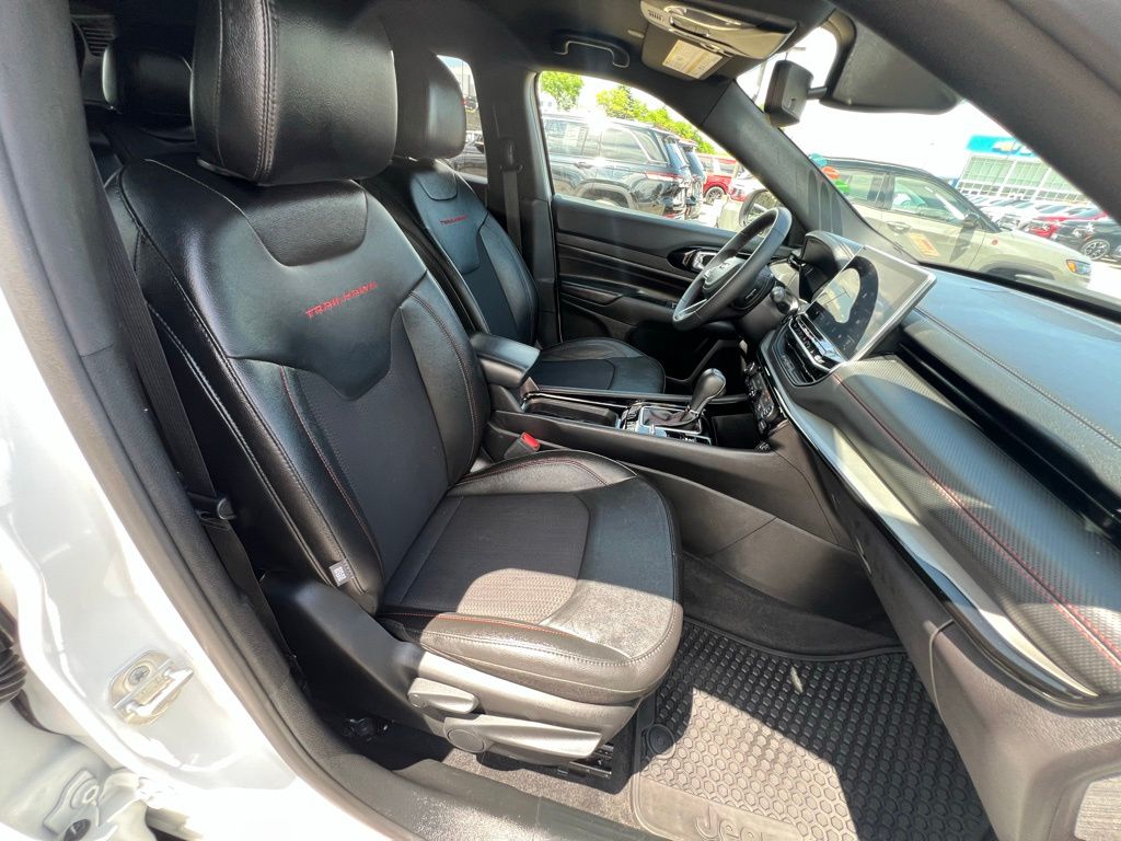 Used 2025 Jeep Compass SUV