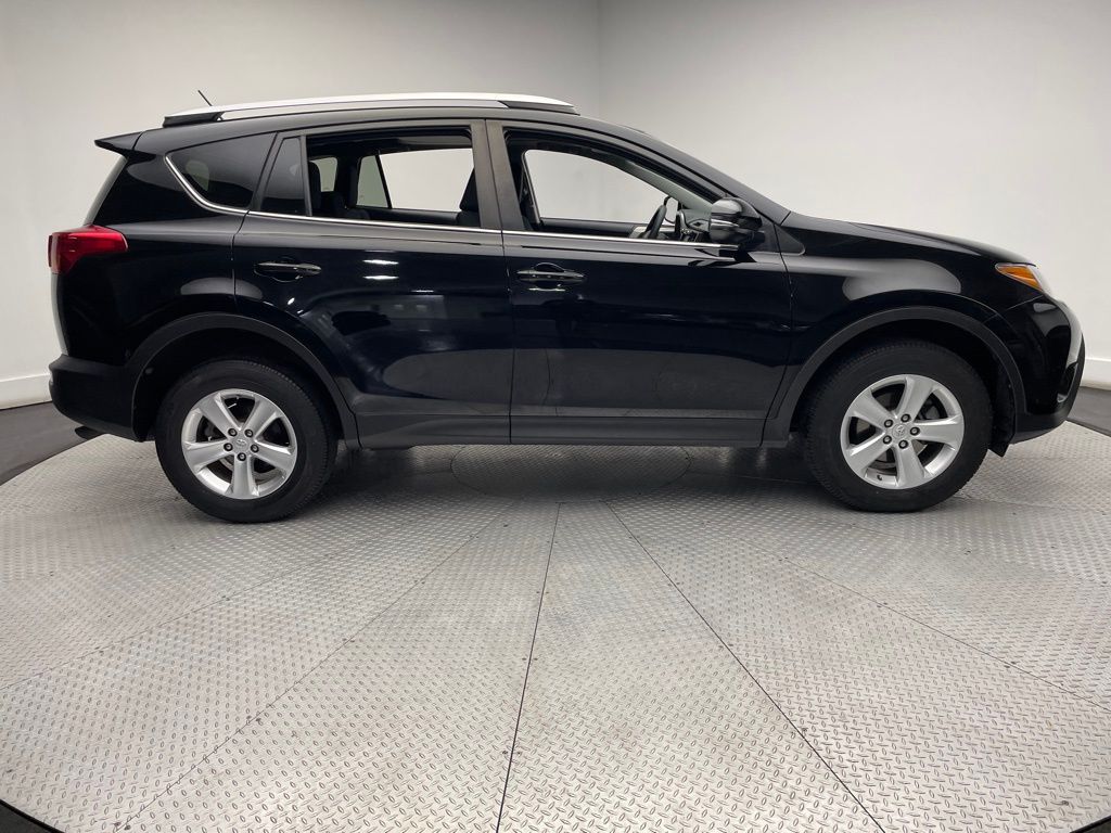 2014 Toyota RAV4 XLE 4