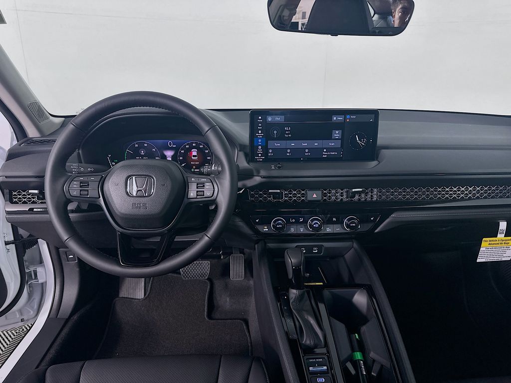 2025 Honda Accord EX-L 18