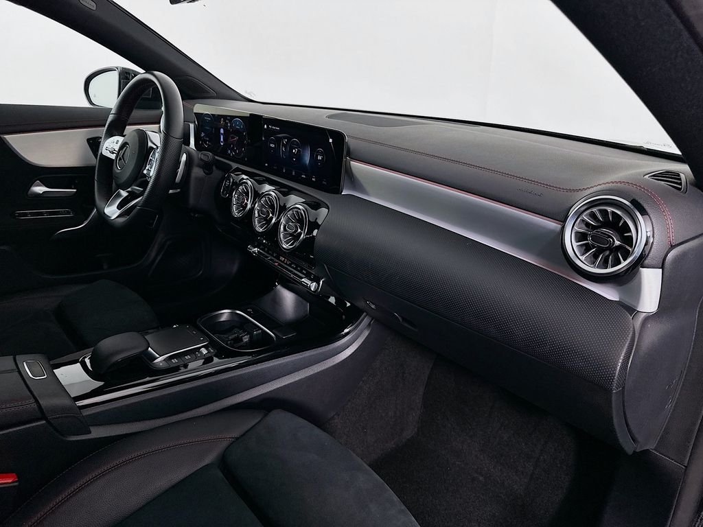 Thumbnail: 2023 Mercedes-Benz CLA - 29