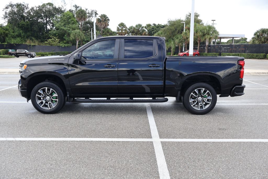 Thumbnail: 2022 Chevrolet Silverado 1500 - 12