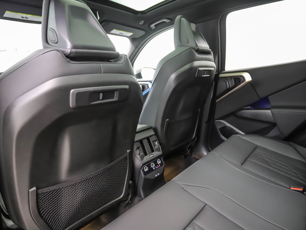 Thumbnail: 2025 BMW X3 - 20