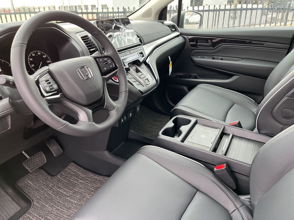 Thumbnail: 2026 Honda Odyssey - 11