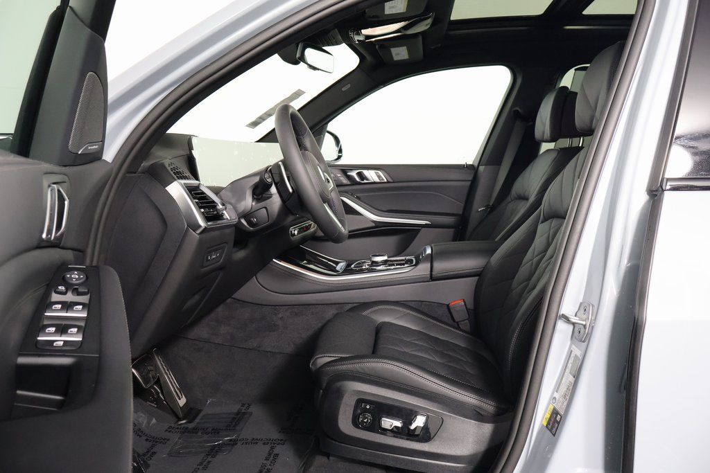 2026 BMW X5 xDrive50e 5