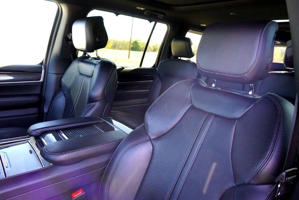 Used Car 2022 Jeep Wagoneer  Series I For Sale Under $40,000 In Taylor, Texas