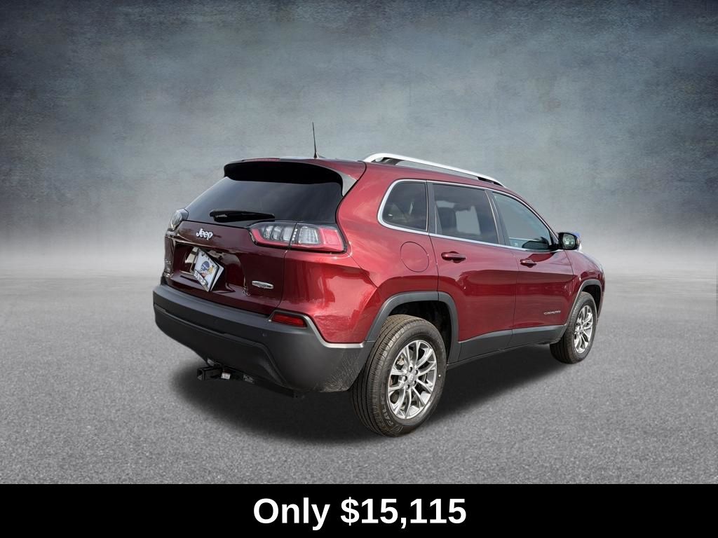 View vehicle photo 4