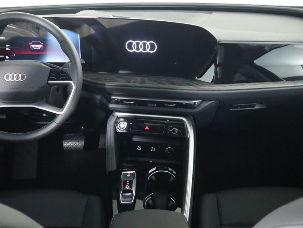 Thumbnail: 2025 Audi Q5 - 16