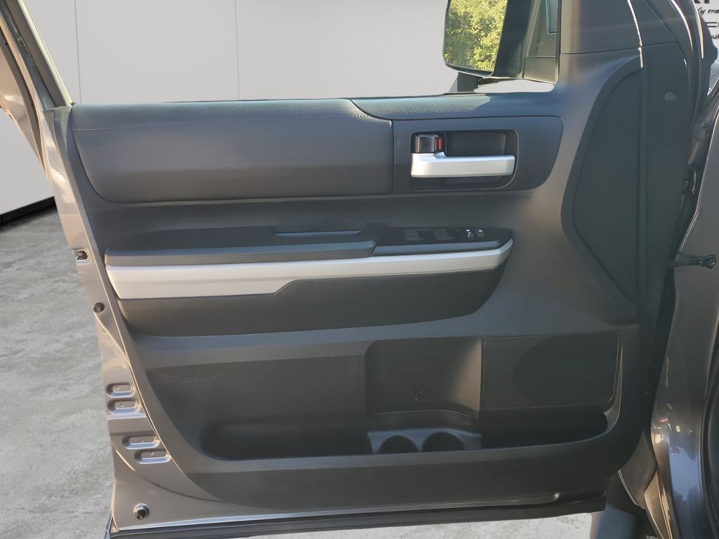 Used Car 2019 Toyota Tundra  Sr5 For Sale Under $40,000 In Austin, Texas