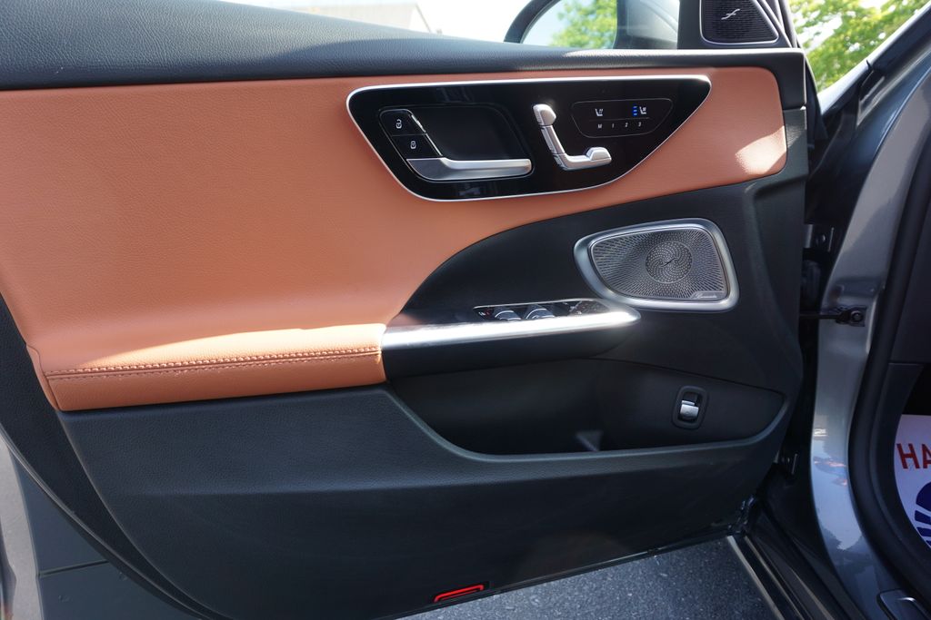 2023 Mercedes-Benz C-Class C 300 18