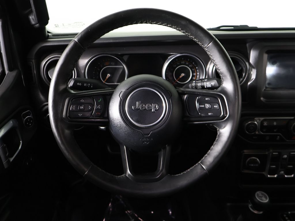Used 2023 Gray Jeep Altitude image 36