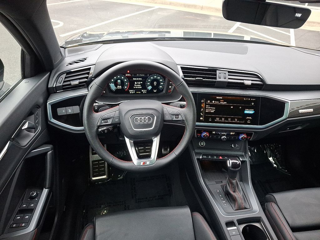 Thumbnail: 2025 Audi Q3 - 11