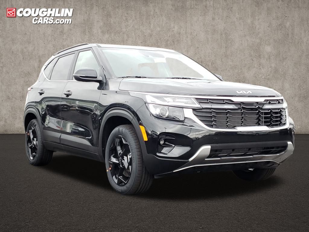 Fusion Black 2026 Kia Seltos SUV / Crossover All-Wheel Drive Continuously Variable Transmission
