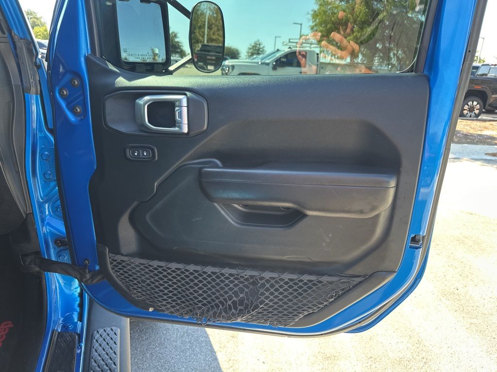 Used Car 2021 Jeep Gladiator  Sport For Sale Under $35,000 In Austin, Texas