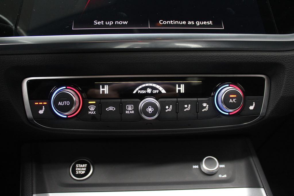 Thumbnail: 2023 Audi Q3 - 16