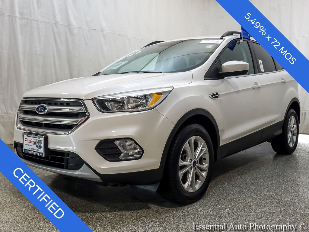 White Platinum Clearcoat Metallic 2018 Ford Escape SUV / Crossover All-Wheel Drive 6-Speed Automatic