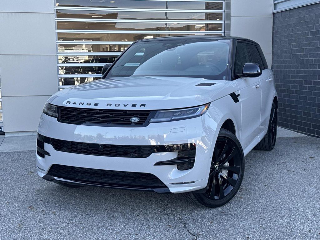 Borasco Gray Metallic 2025 Land Rover Range Rover Sport P530 Dynamic SE AWD SUV / Crossover All-Wheel Drive 8-Speed Automatic