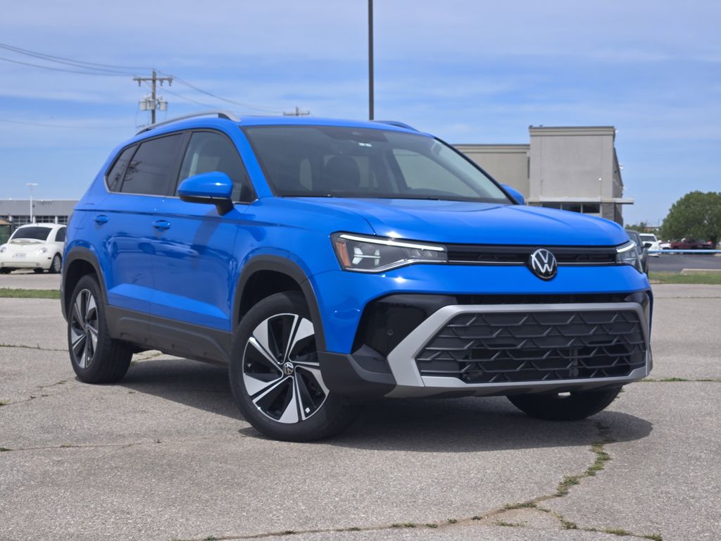 Cornflower Blue 2025 Volkswagen Taos SE 4Motion SUV / Crossover All-Wheel Drive 8-Speed Automatic