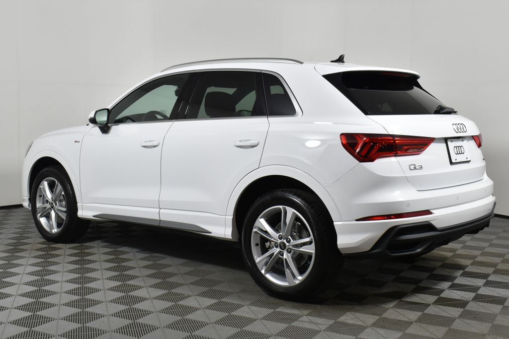 2024 Audi Q3 Premium 5